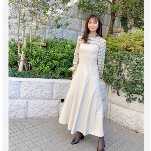 Zara Soft Faux Leather Midi Maxi Dress Ecru White Size Small - Picture 2 of 9